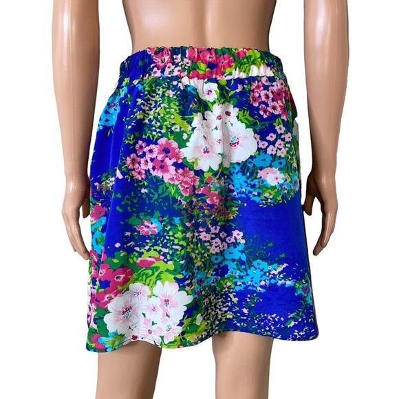 Francesca's / Alya brand blue skirt w pink & green floral pattern SZ M - Picture 3 of 9